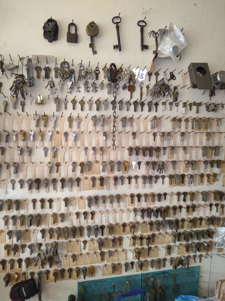 Finch's Lock Service