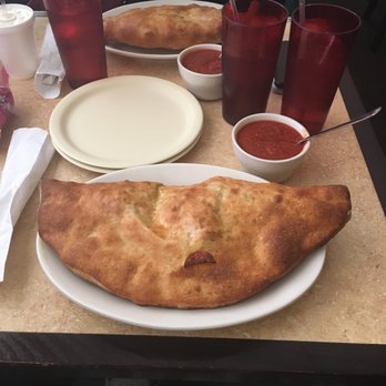 Frank S Pizza Italian Restaurant 34 Photos 93 Reviews Photo Of Frank S Pizza Italian Restaurant Raleigh Nc United States Pepperoni