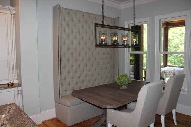 Distinctive Fabrics & Furniture