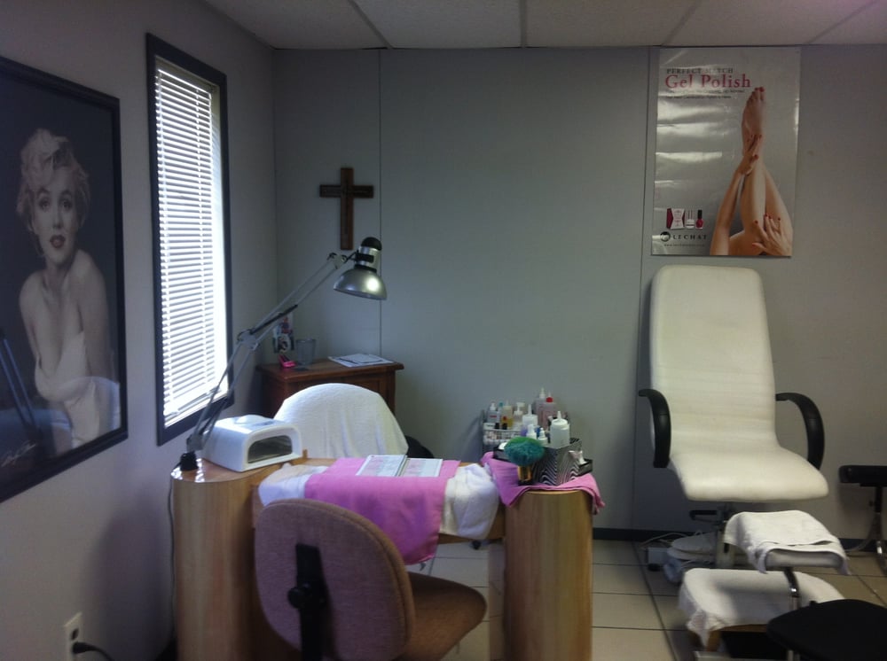 Beauty On Broadway Hair And Nails Closed Hair Salons 8314