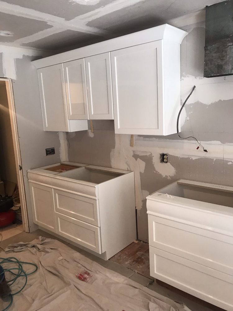 image of business Carpenter finish Construction Group