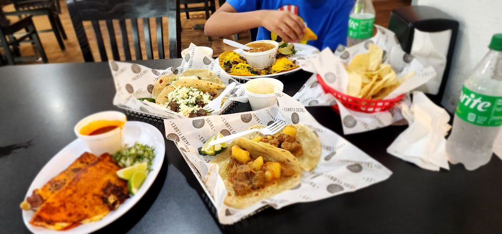 Tacos Flores