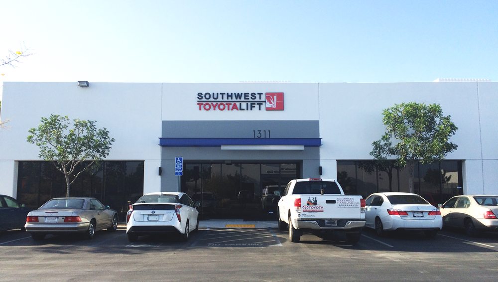 Southwest Toyota Lift - Anaheim - 18 Photos - Auto Parts & Supplies ...