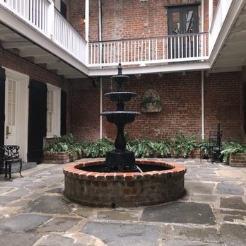 Hotel Royal 137 Photos 114 Reviews Hotels 1006 St Photo Of Hotel Royal New Orleans La United States The Cute Courtyard