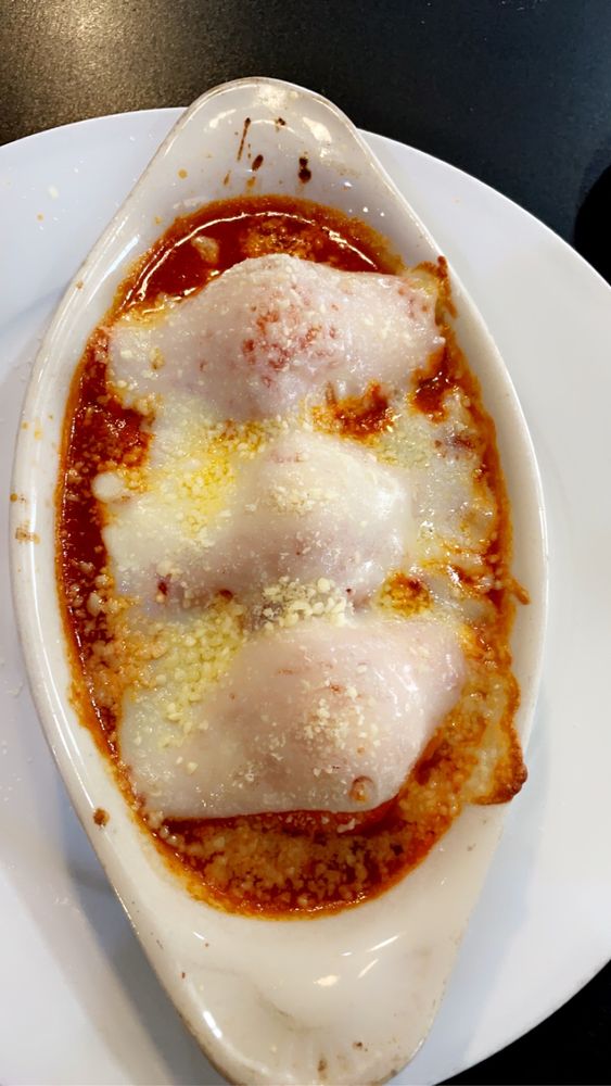 Nonnas Pizza Restaurant