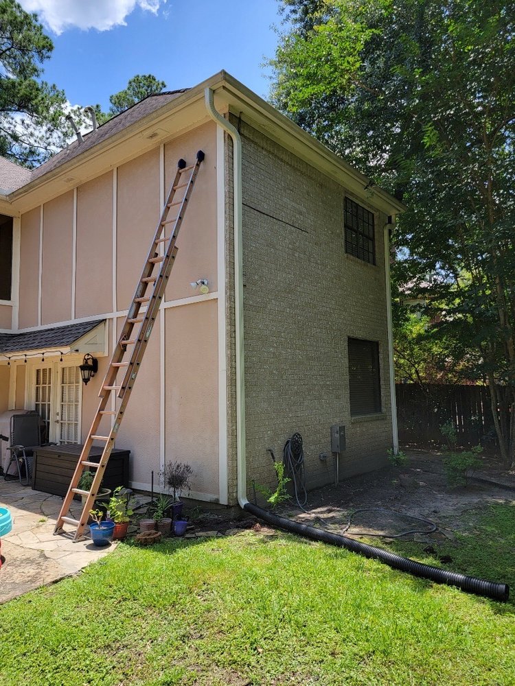 No Mess Gutters And Roofing Services
