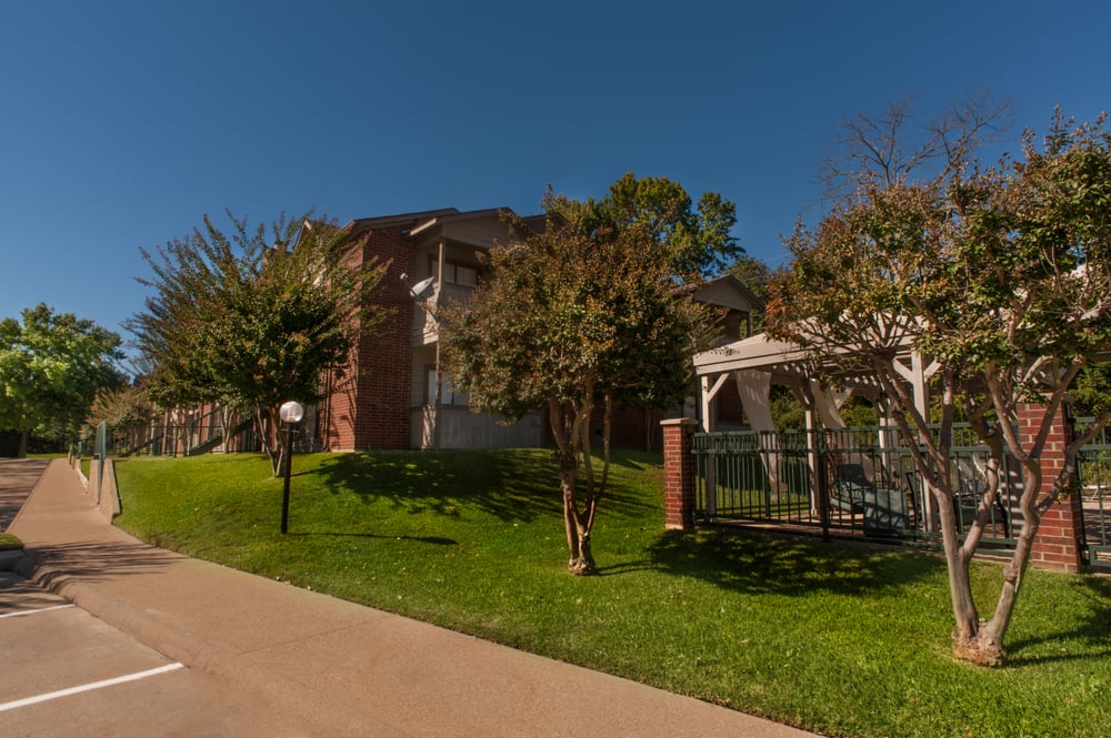Inwood Place Apartments 32 Photos Apartments 1501 S Loop 256