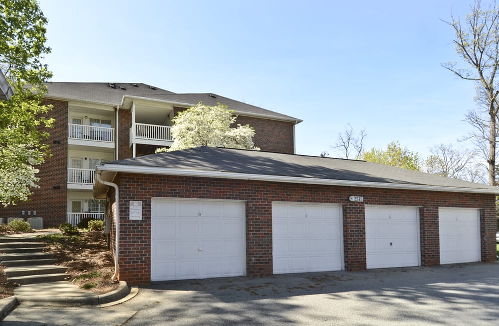 Carolina Oaks Apartments