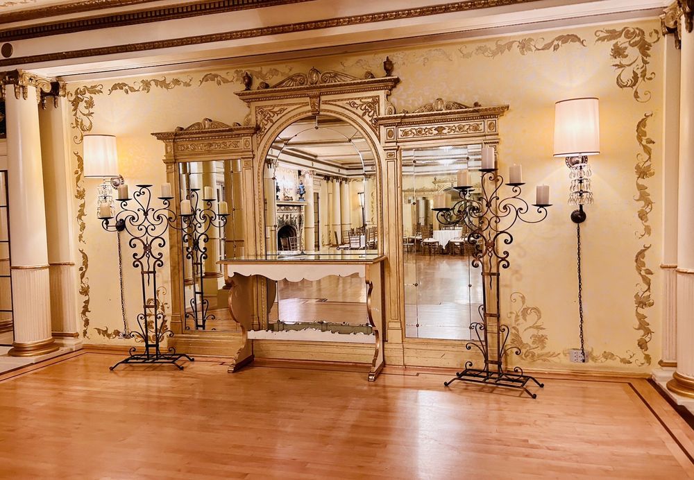 Grand Island Mansion
