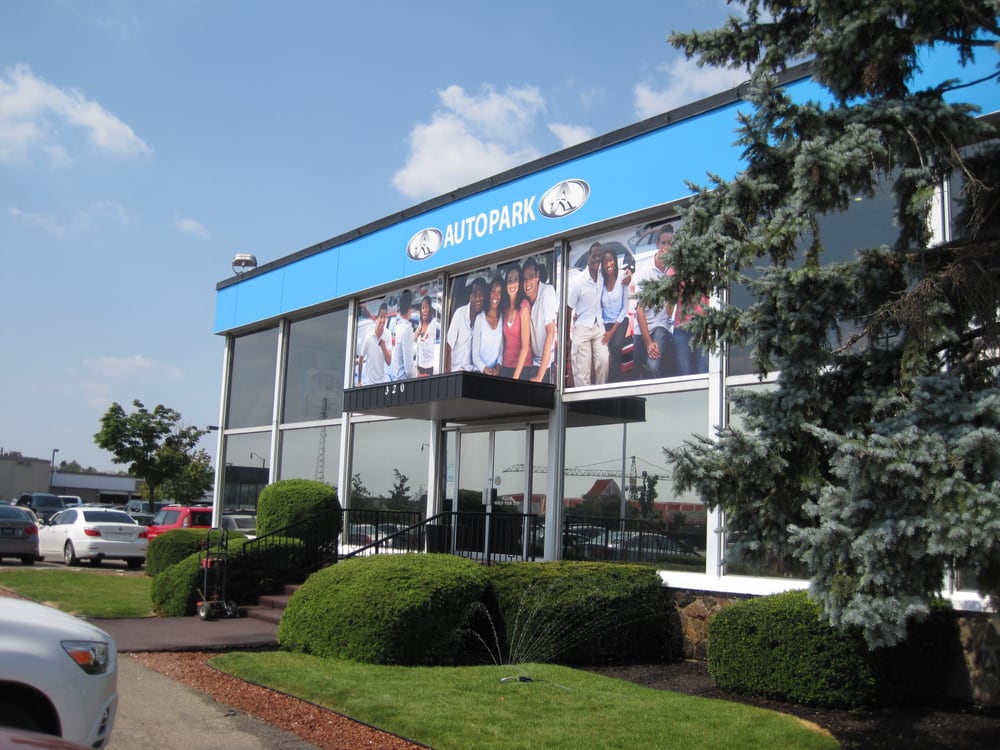 AutoPark Brampton Used Car Dealers 320 Queen Street E, Brampton, ON