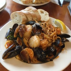 Best Restaurants Seafood In Everett Wa Last Updated November Andy S Fish House