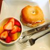 Deluxe Eatery And Drinkery