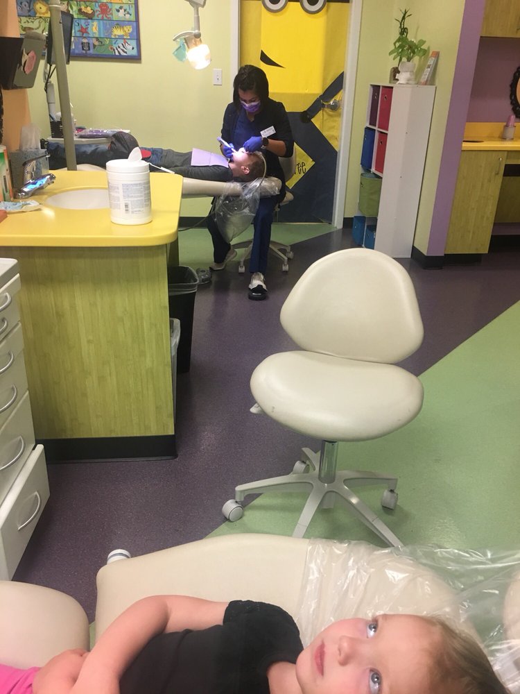 image of business Abbeville Dentistry Central