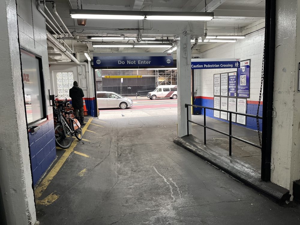 Laz Parking