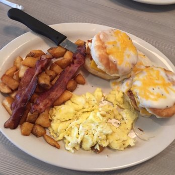 Lehigh Acres Restaurants Best Perkins Restaurant Bakery 21 Photos Reviews American
