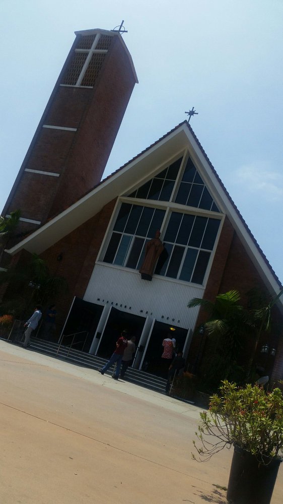 Saint Albert the Great Catholic Church Churches 804 E Compton Blvd