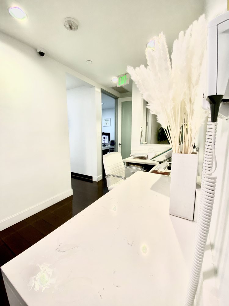 image of business R Dental Group