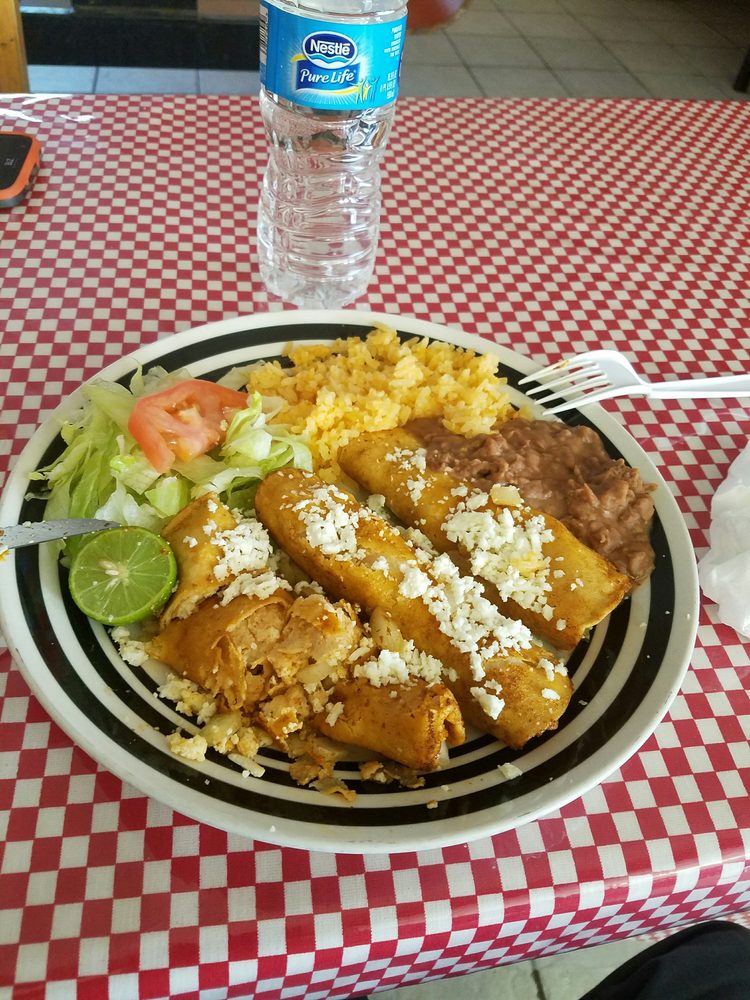 Los Pasteles Bakery & Coffee Shop No 2 Bakeries 1130 Espejo Molina