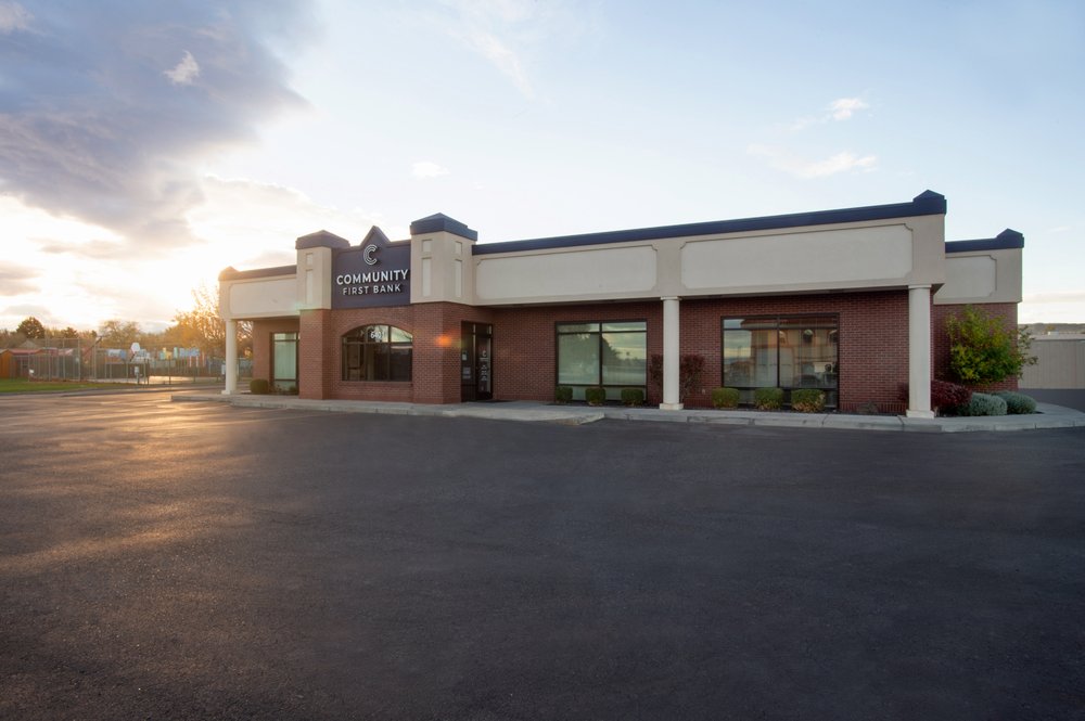 Community First Bank | HFG Trust