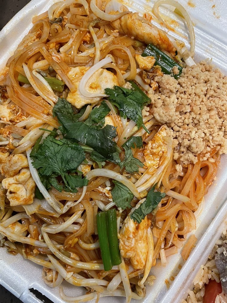 Royal Siam Cuisine Thai Restaurant