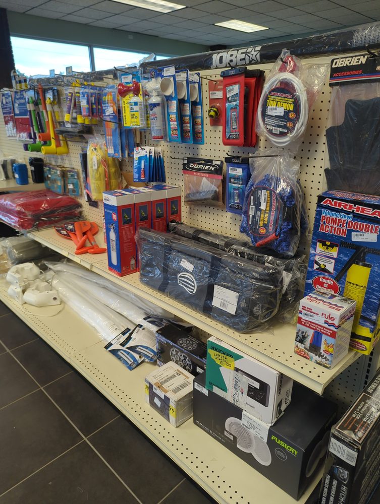 Day Brothers Boats, Plattsburgh Roadtrippers