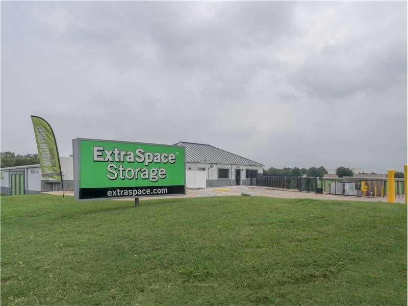 Extra Space Storage