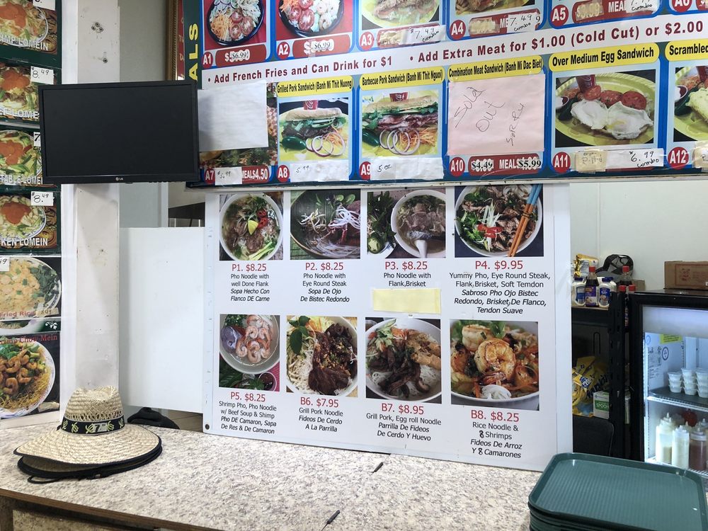 Yummy International Market