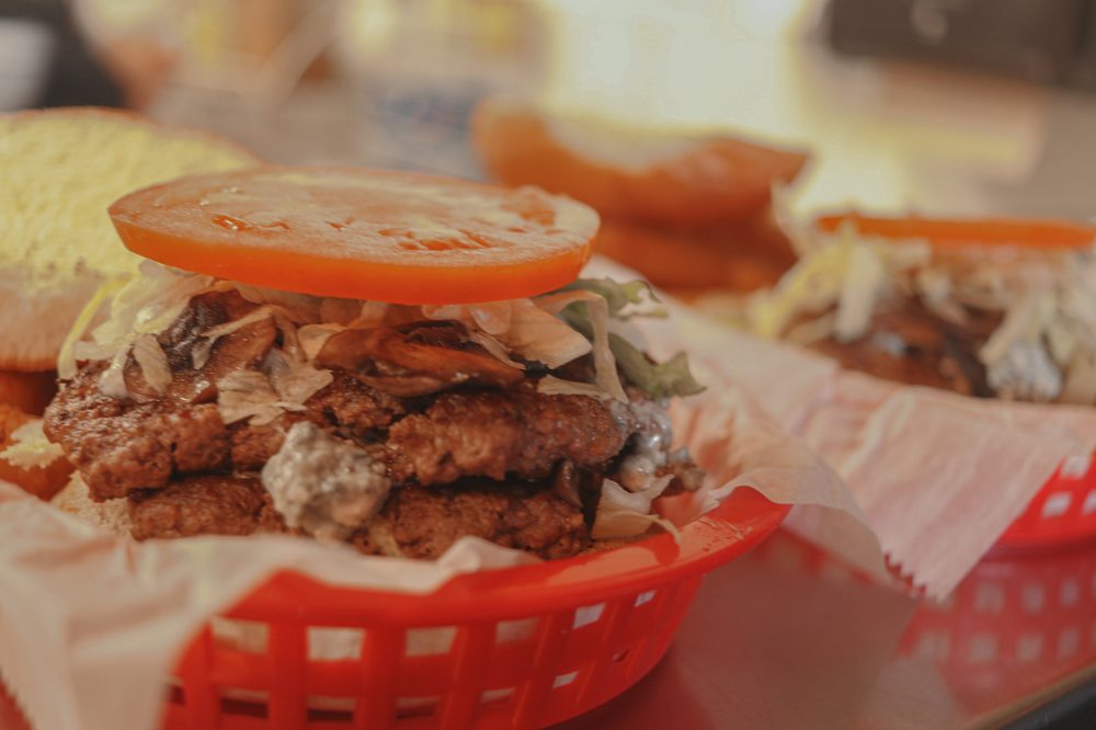 Beth's Burger Bar