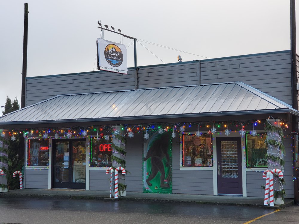Canalside Gifts & Liquors