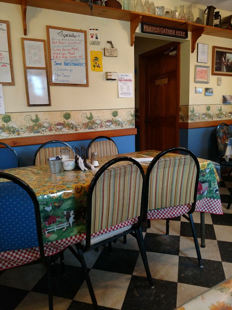 Farm House Restaurant American (Traditional) 2 Central Plz, Ilion, NY Restaurant Reviews