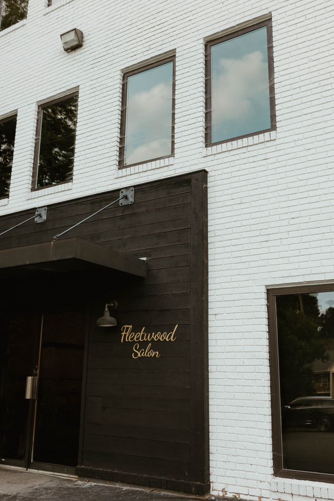 Fleetwood Salon