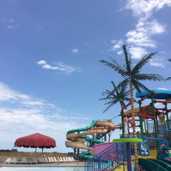 Reviews On The Watering Hole Safari And Waterpark Monsoon Lagoon