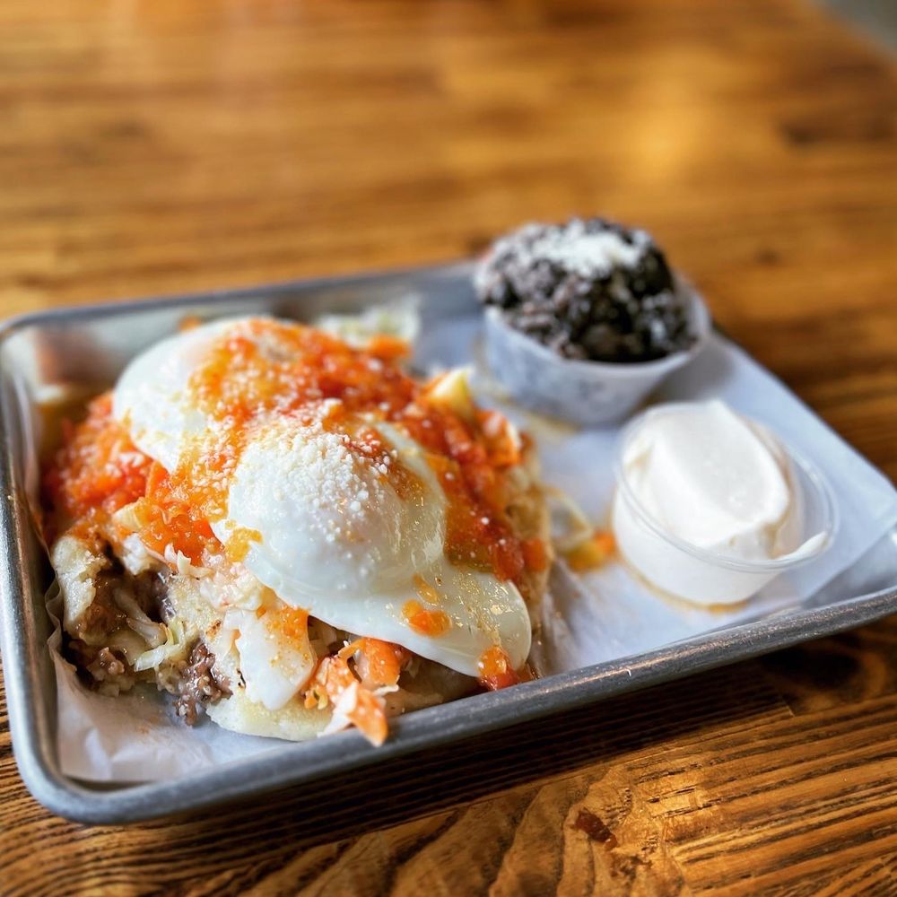 La Pupusa Urban Eatery