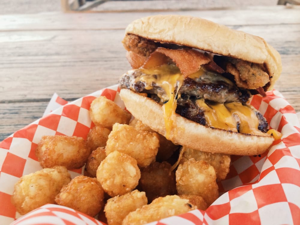 Cow Bells 152 Photos & 222 Reviews Burgers 1620 E Riverside Dr