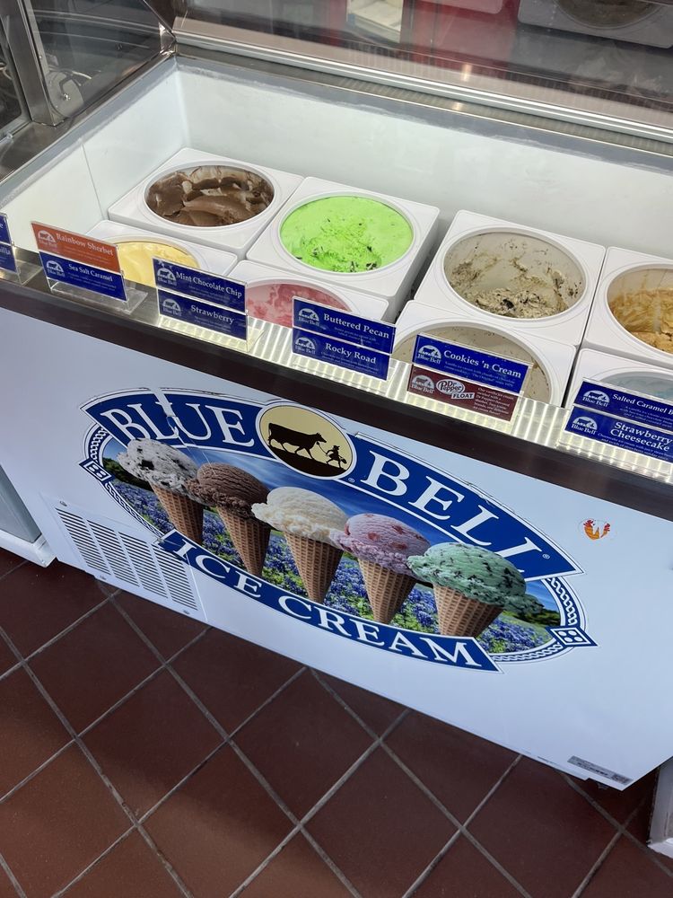 Scoopy's