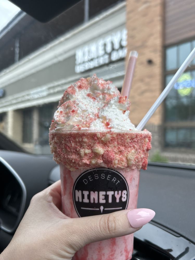 Ninety’s Dessert Bar