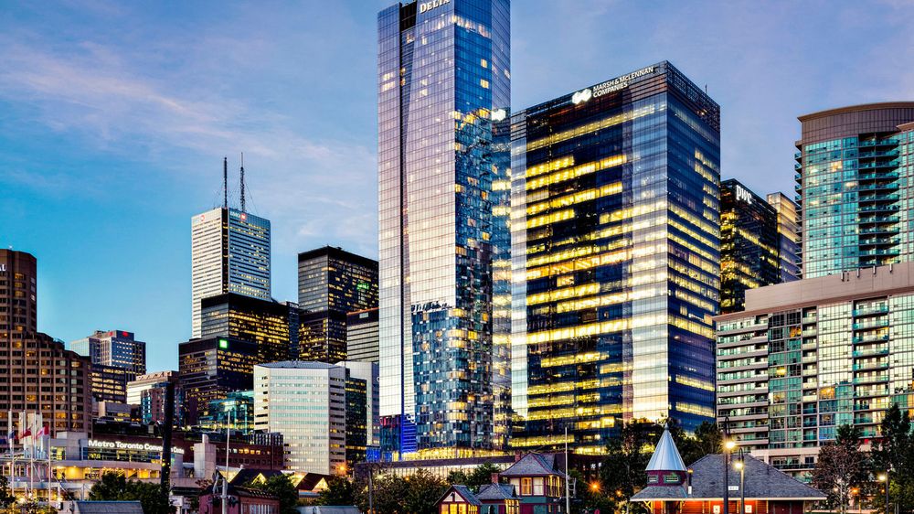 Delta Hotels by Marriott Toronto 264 Photos & 85 Reviews Hotels