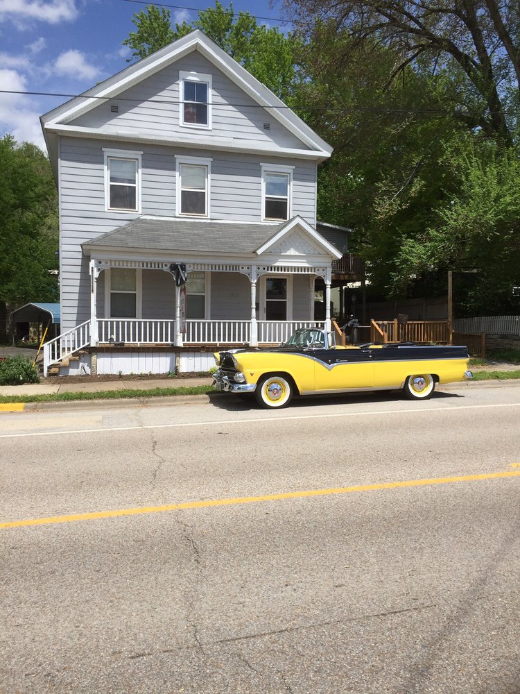Count Me Inn Bed & Breakfast 412 E Main St, Grafton, IL Phone