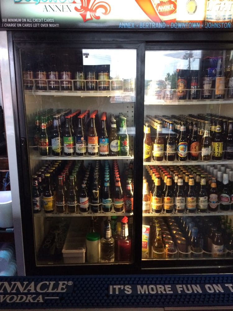 Legends Annex 27 Photos Beer, Wine & Spirits 110 Polk St