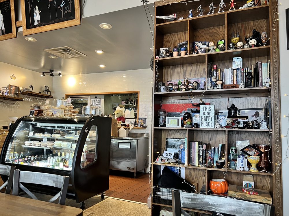 Ploughman's Deli & Cafe