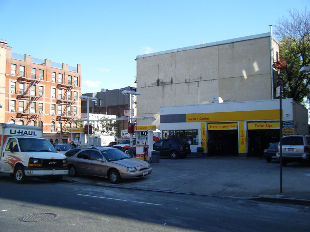 UHaul Neighborhood Dealer Truck Rental 1599 Lexington Ave, East