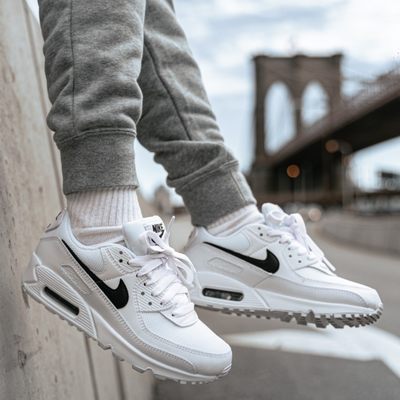 white sneakers foot locker