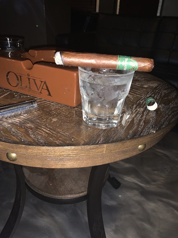 Lancaster Cigar