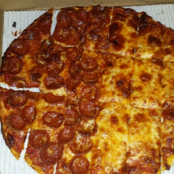 Minico S Italian Restaurant 25 Photos 29 Reviews Pizza 1180 Photo Of Minico S Italian Restaurant Westerville Oh United States Medium Half Cheese