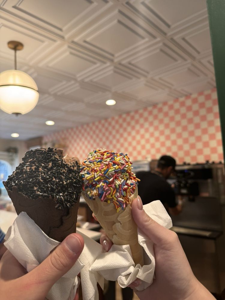 Cookiebird Ice Cream Bar