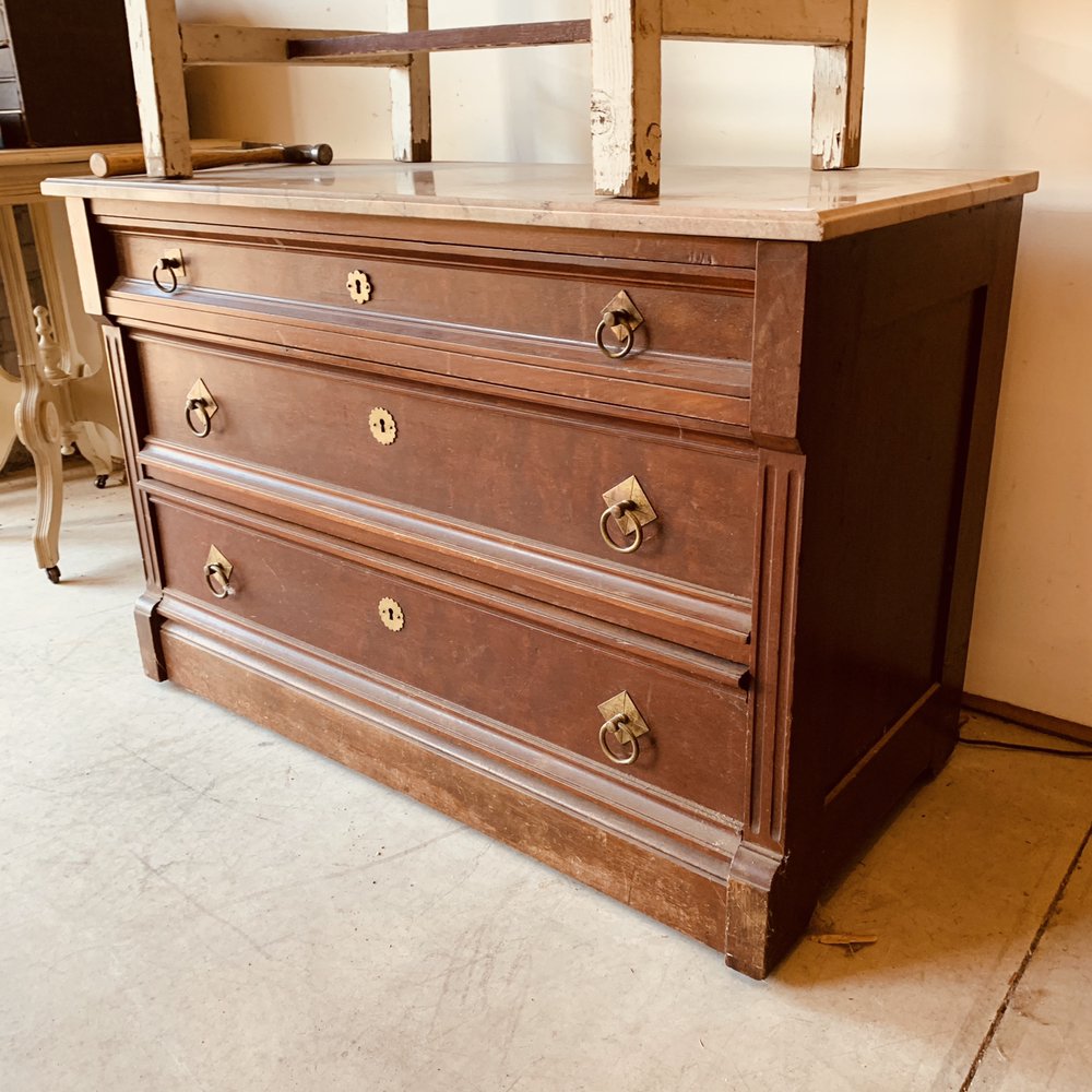 Anjou & the Little Pear Home Furnishings