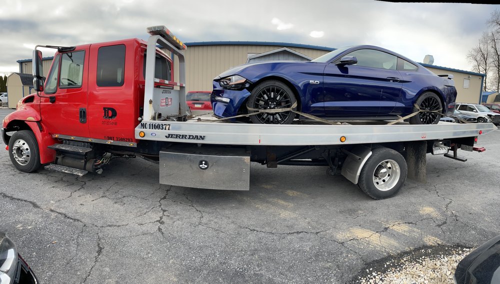 Triple D Hauling Automotive Towing