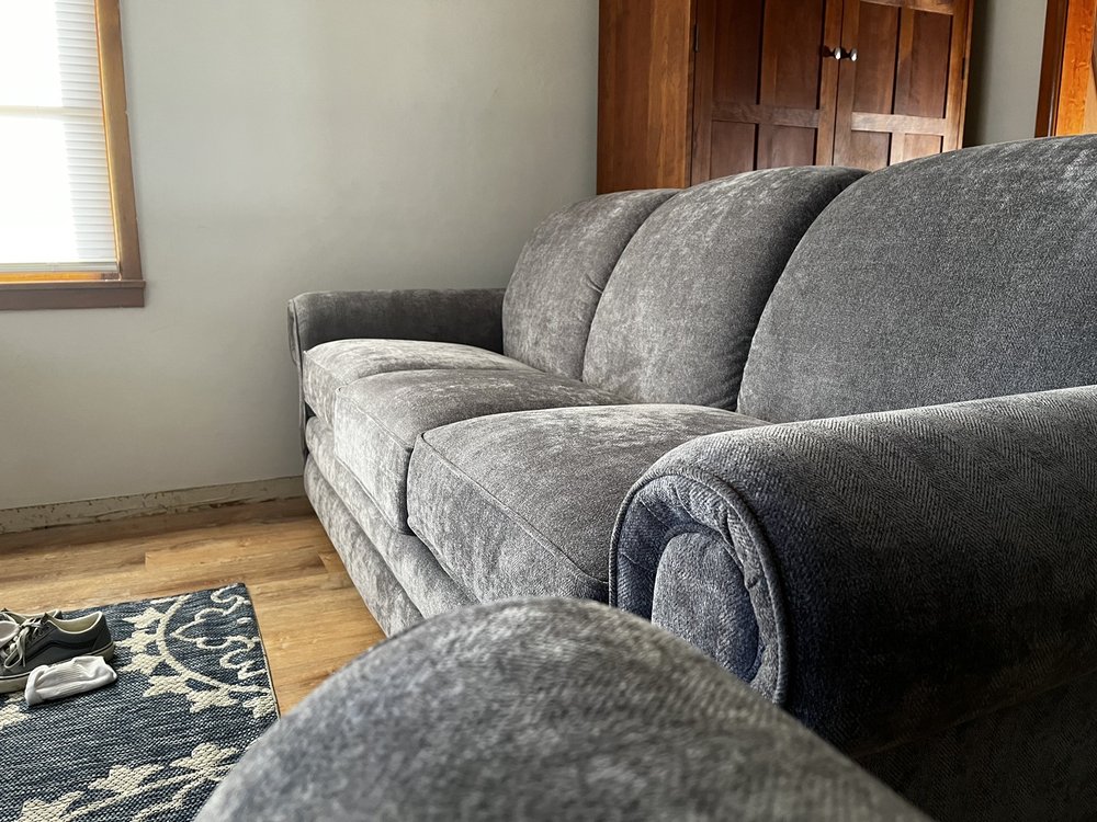 Allan’s  Furniture
