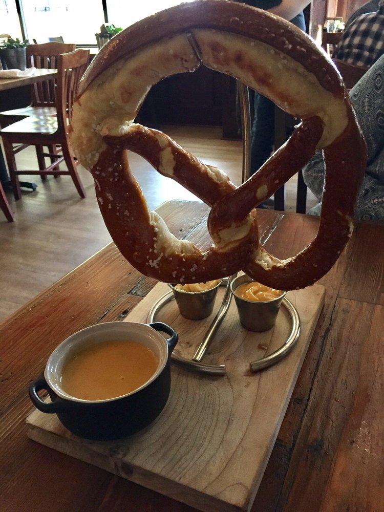 The Field Burger and Tap 167 Photos & 168 Reviews Beer, Wine