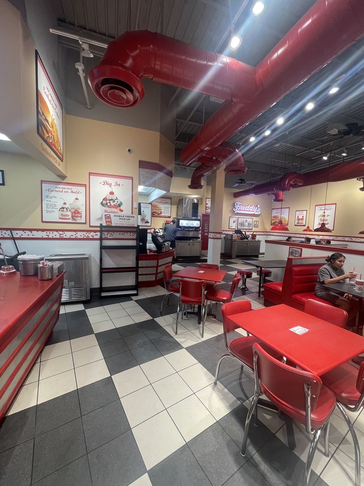 Freddy's Frozen Custard & Steakburgers